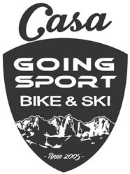 Ein Logo für "Casa Going Sport Bike & Ski". Es zeigt eine Berglandschaft und wurde 2005 gegründet.