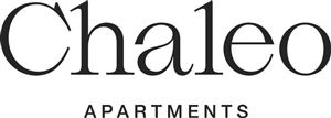 Die Marke "Chaleo Apartments" ist elegant und modern gestaltet. Ihr minimalistisches Logo spricht für hochwertige Wohnräume.