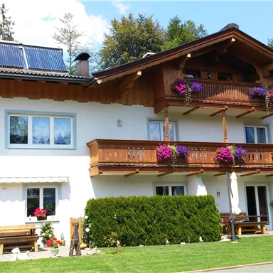 Aussenansicht Sommer