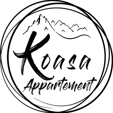 Ein einfaches, minimalistisches Logo für "Koasa Appartement" mit Bergmotiven. Es vermittelt eine rustikale und einladende Atmosphäre.