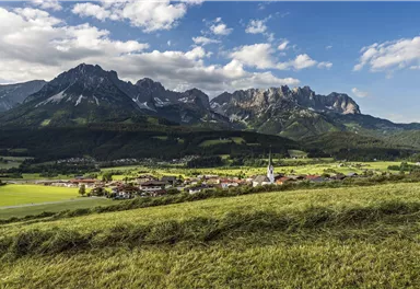 Ellmau_Dorfansicht_Panorama_Wilder Kaiser