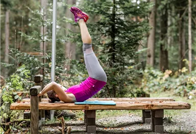 Ellmau_Forstmeile_Fitness_neu_2021_ModelSusiFeyersinger_FotoMarieSombeek (21).jpg