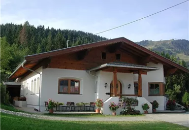 ElBerggasthof Hochschwendt_Aussenansicht_Wilder Kaiser