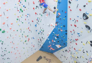 Ellmau_Kletterhalle Kaiserbad_Wilder Kaiser