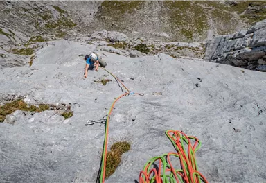 Ellmau_Leuchsturm_Whisky & Cigarettes_Wilder Kaiser