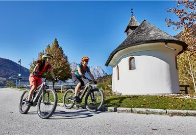 Kirchdorf_Achenkapelle_Kaiserradrunde_Wilder Kaiser