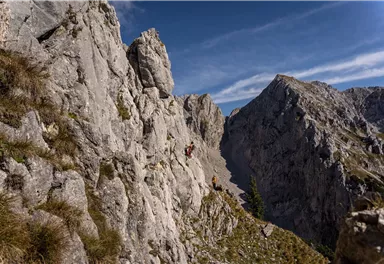 Wilder_Kaiser_Sportler_Klettern_OpaHighway_Kopfkraxn_Sommer2021_Fabio_Keck (23)_1920px.jpg