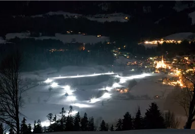 Nachtloipe Panorama Beleuchtung_Scheffau_Foto TVB Wilder Kaiser (2).jpg