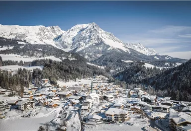 Scheffau_Ortsansicht_Winter_Wilder Kaiser
