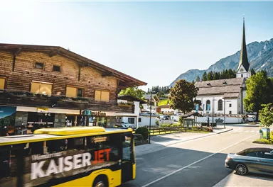 Scheffau_Ortskern_Infobüro_Wilder Kaiser