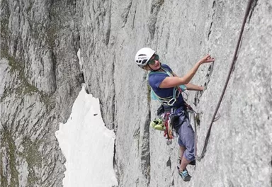 Wilder_Kaiser_Sportler_Klettern_Hazo_Sommer2020_Simon Schöpf (2)_reduziert.jpg