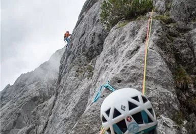 Scheffau_Sonneck_Sonnenpfeiler_Wilder Kaiser