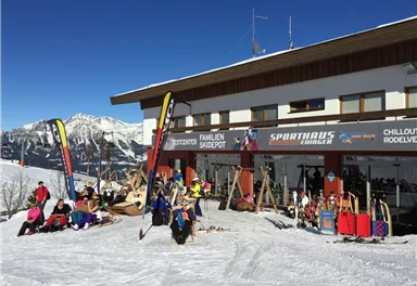 Blaues Wunder - Rodelverleih Hochsöll.JPG