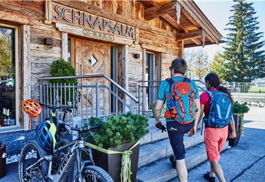 St. Johann_Aggstein Edelbrände Schnapsalm_Kaiserradrunde_Wilder Kaiser