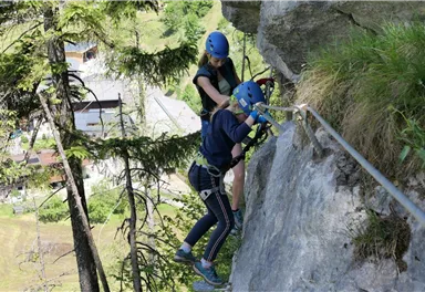 Weißbach Gams Kitz Klettern Klettersteig 11 (c) Alpinskischule Hirnböck.jpg
