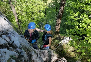 Weißbach Gams Kitz Klettern Klettersteig 5 (c) Alpinskischule Hirnböck.jpg