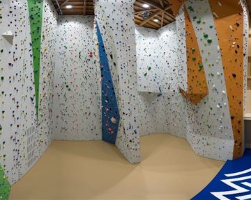 Ellmau_Kletterhalle Kaiserbad_Wilder Kaiser