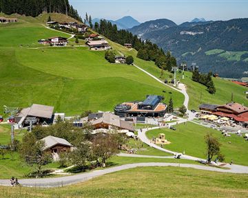 Wilder_Kaiser_Familie_Hexenwasser_Soell_Sommer2021_Marcel_Laemmerhirt (78)_1280px.jpg