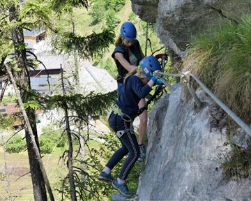 Weißbach Gams Kitz Klettern Klettersteig 11 (c) Alpinskischule Hirnböck.jpg