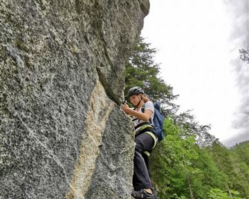 Weiße Gams (c) Climbers Paradise / Benjamin Zörer